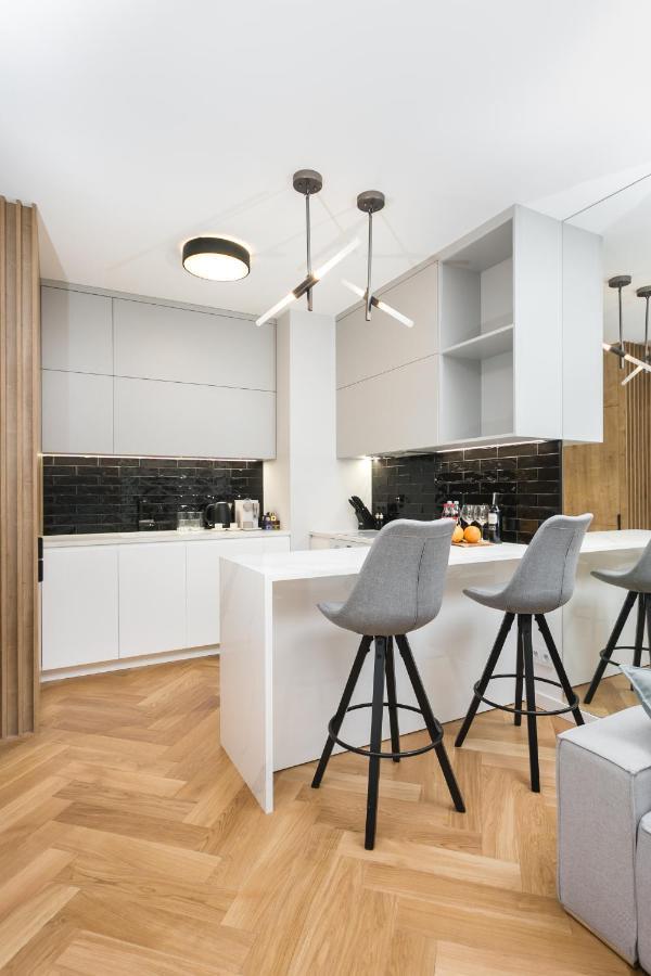 Luxury Apartments Mennica Residence - Golden Apartments - City Center Warszawa Eksteriør bilde